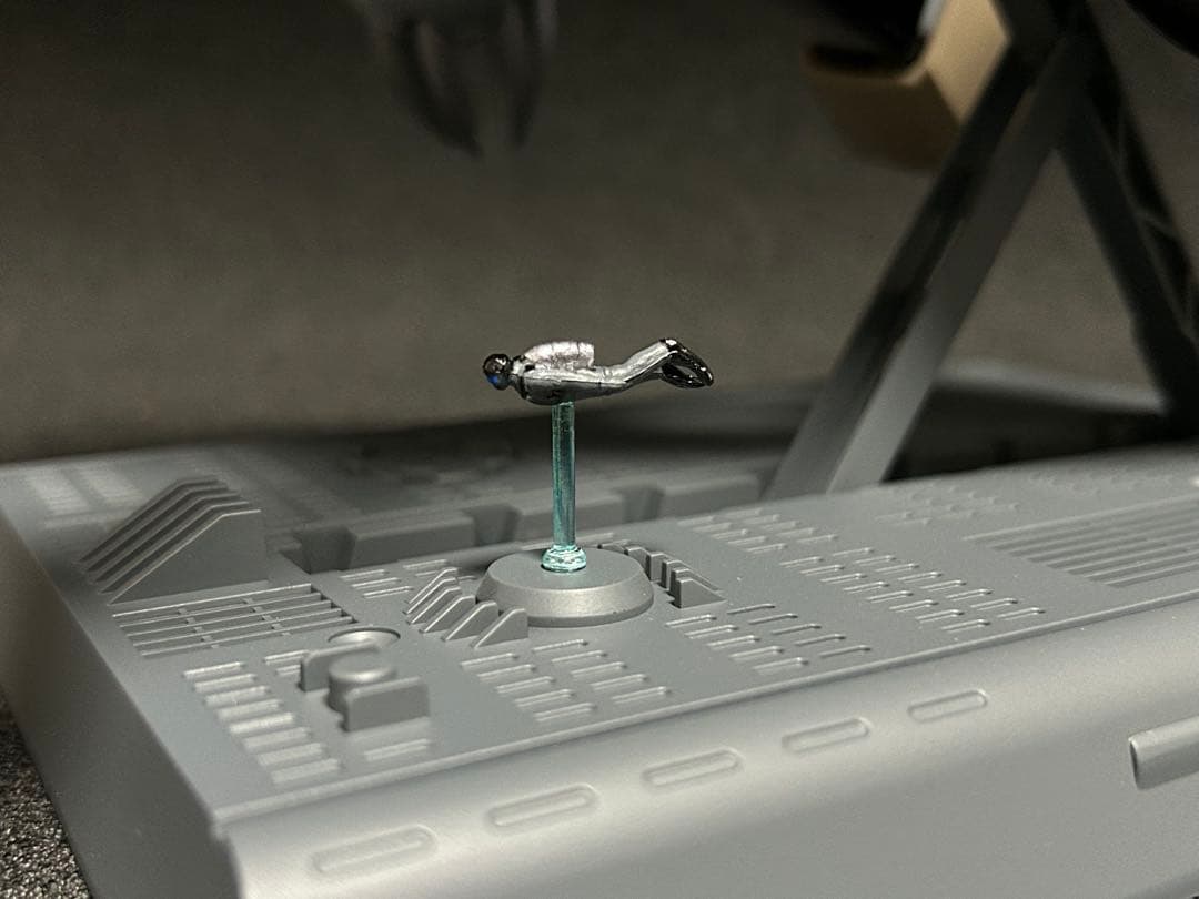 MGアッガイ　キャンディーグラデーション全塗装済み完成品　水転写デカール追加