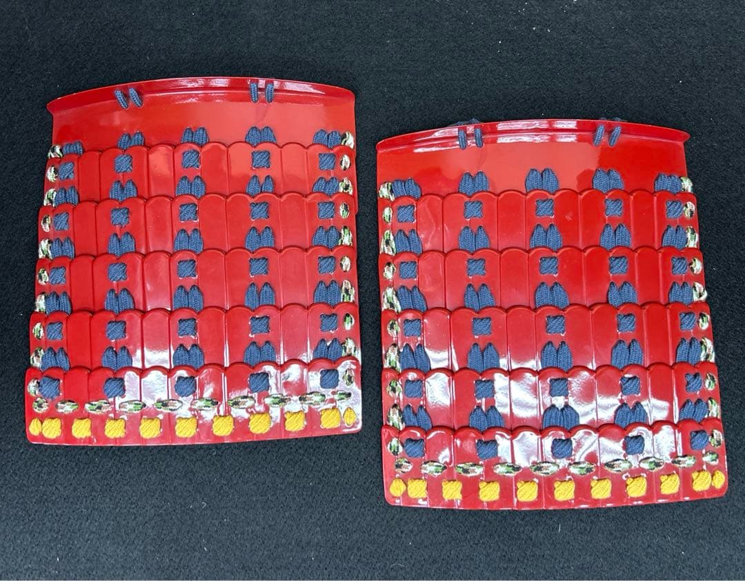 当世袖 黄唐茶糸威胴丸 兜・大袖・小具足付 | | 収蔵品詳細 | 作品を知る