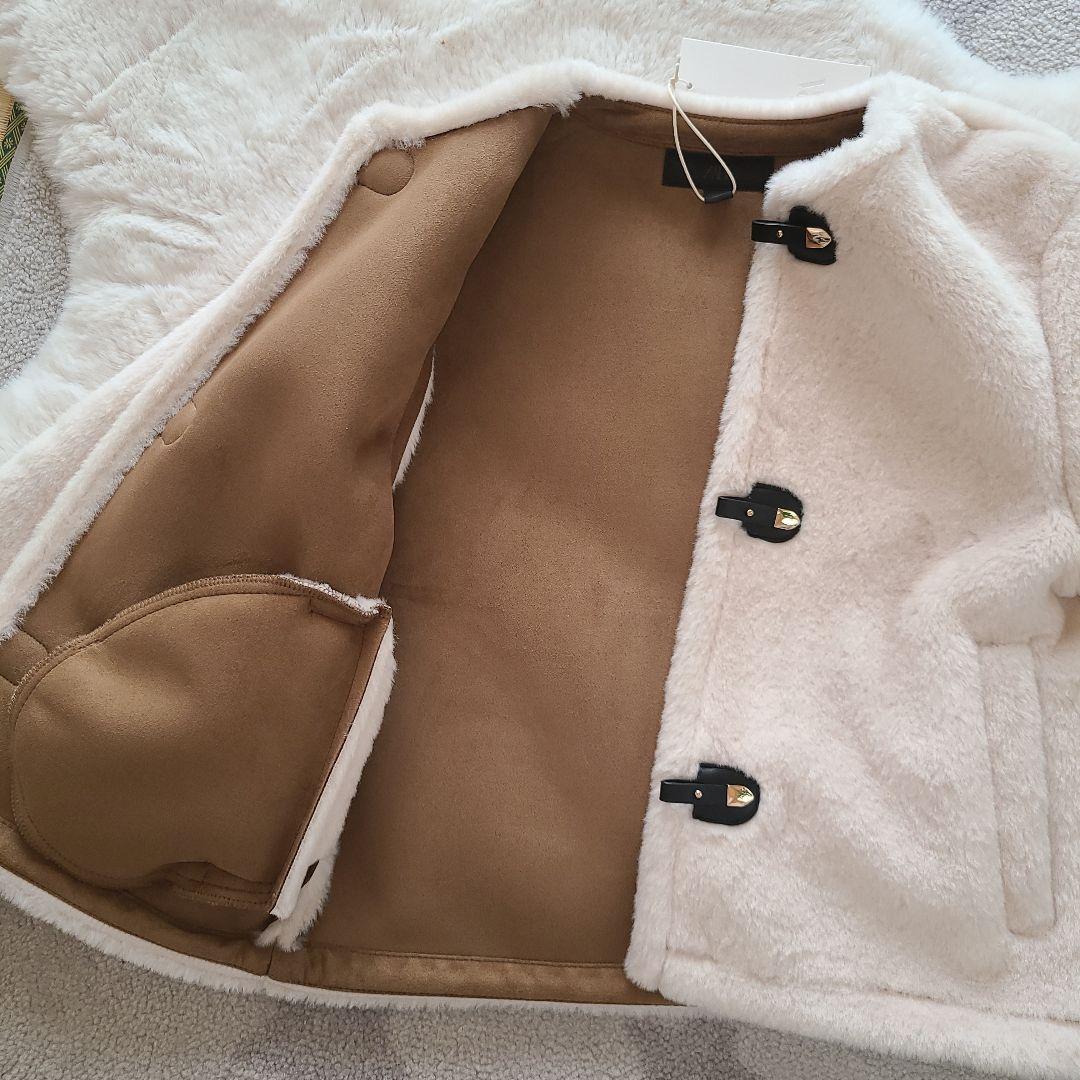ZARA 新品タグ付き トグルボタンフェイクファージャケット XS - メルカリ