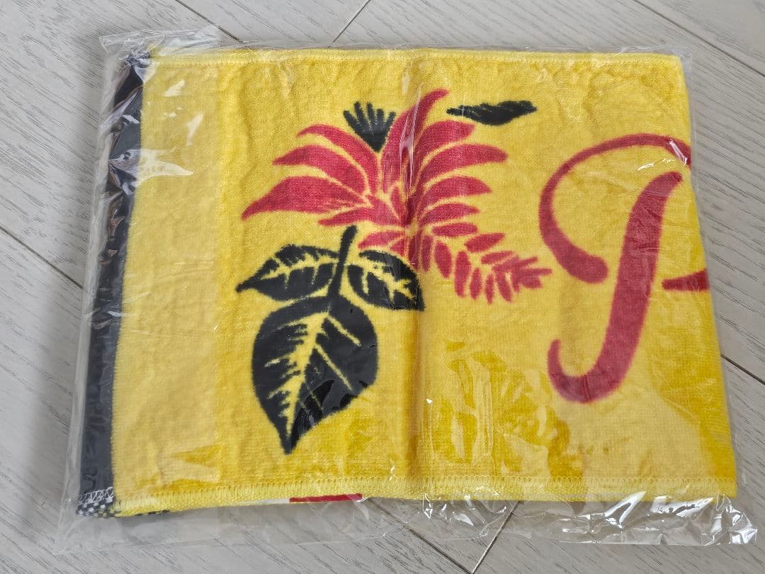 祝日SALE✨B'z LIVE-GYM　歴代ツアータオル 14セット他※年代不問