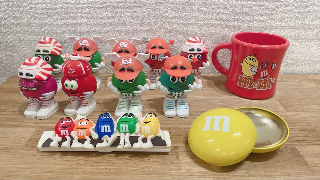 m&m's エムアンドエムズ　ディスペンサー・フィギュア・ラジオ　希少品