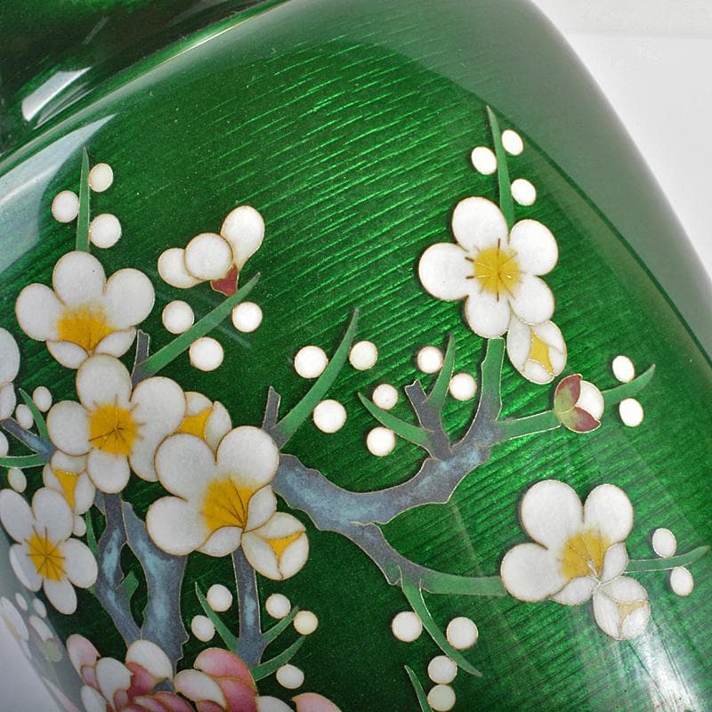 七宝焼 相互七宝造 緑光釉四君子文 七宝花瓶 唐木台付 共箱 D R6973B