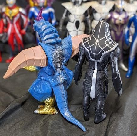ウルトラマンコスモス＆登場怪獣・宇宙人（バンダイ）ソフビフィギュア16体セット