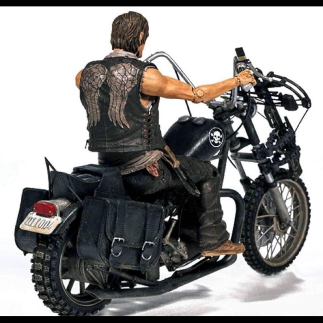 ウォーキングデッド ダリル フィギュア 映画