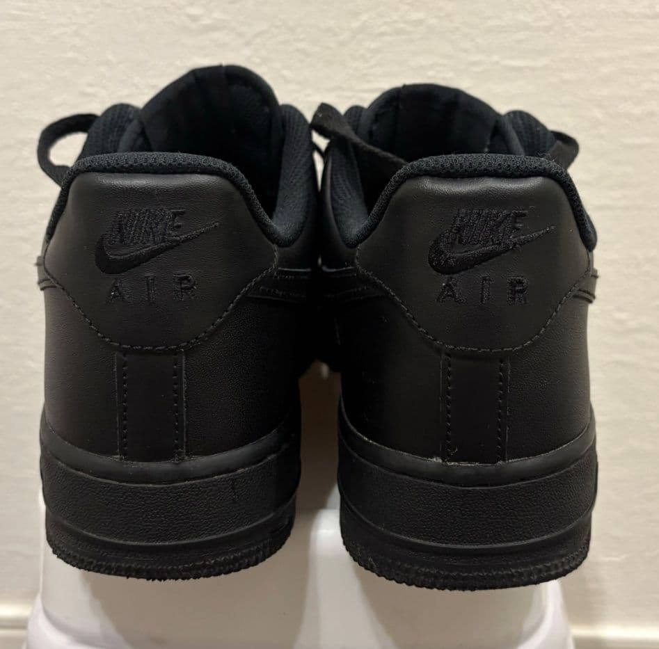 美品】エアフォース1 07 ブラック×ブラック 26cm 315122-001 - メルカリ