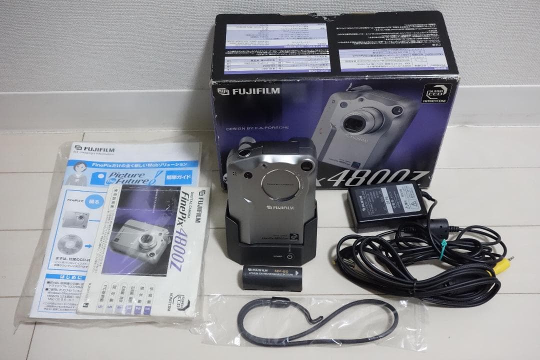 概ね良品 希少な元箱・付属品 FinePix 4800Z オールドコンデジ - メルカリ