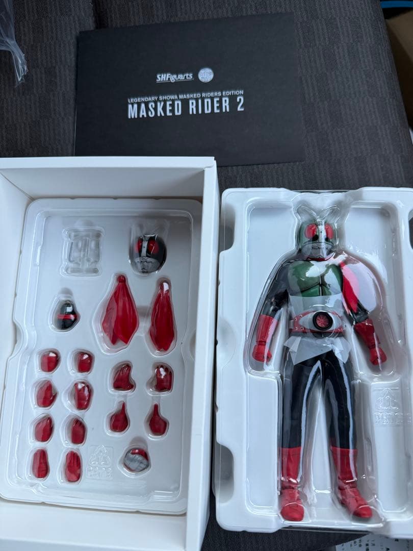 S.H.Figuarts 真骨頂製法　仮面ライダー新2号　栄光の昭和ライダー