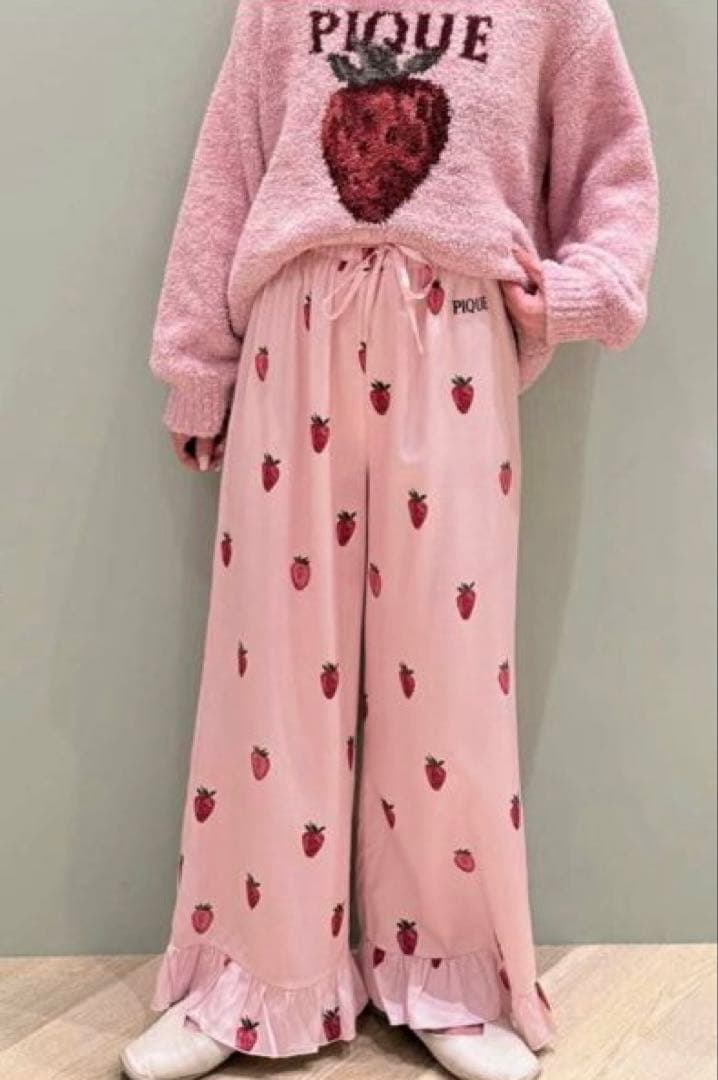 新品】ジェラートピケ ストロベリージャガードプルオーバー&ツイル