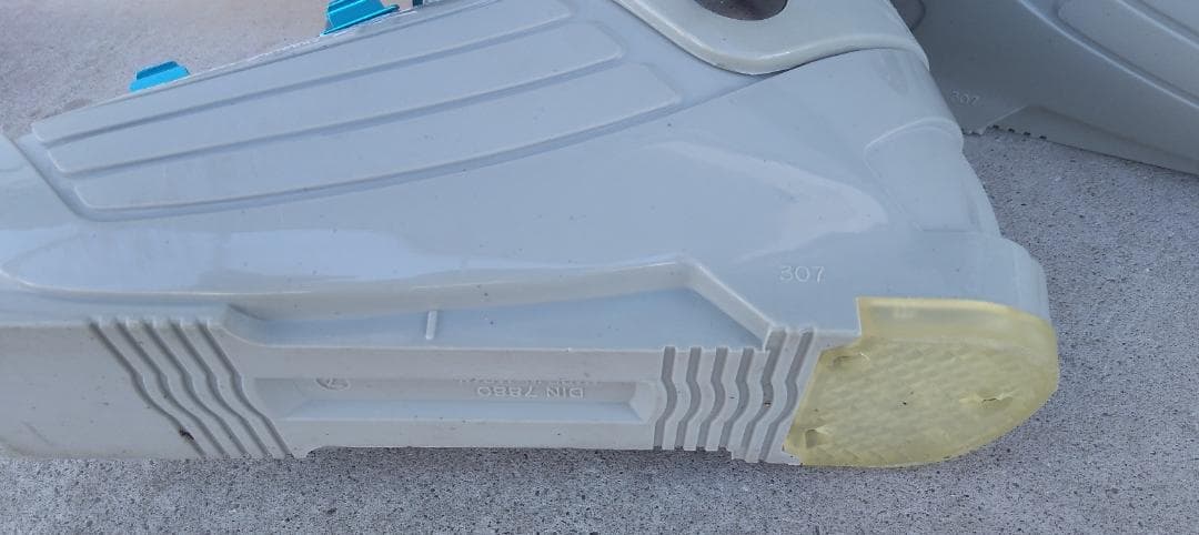 GEN スキーブーツ FEEL フィール 26 26.5 美品 - メルカリ