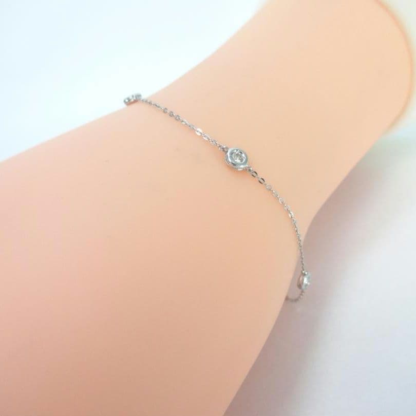【hiroro様】0.10ct　ダイヤモンド　ステーション　ブレスレットプラチナ