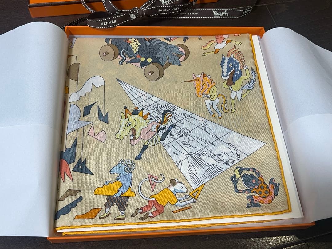 エルメス　スカーフ　カレ 90 《アカデミア・イピカ》　富士山　新品未使用