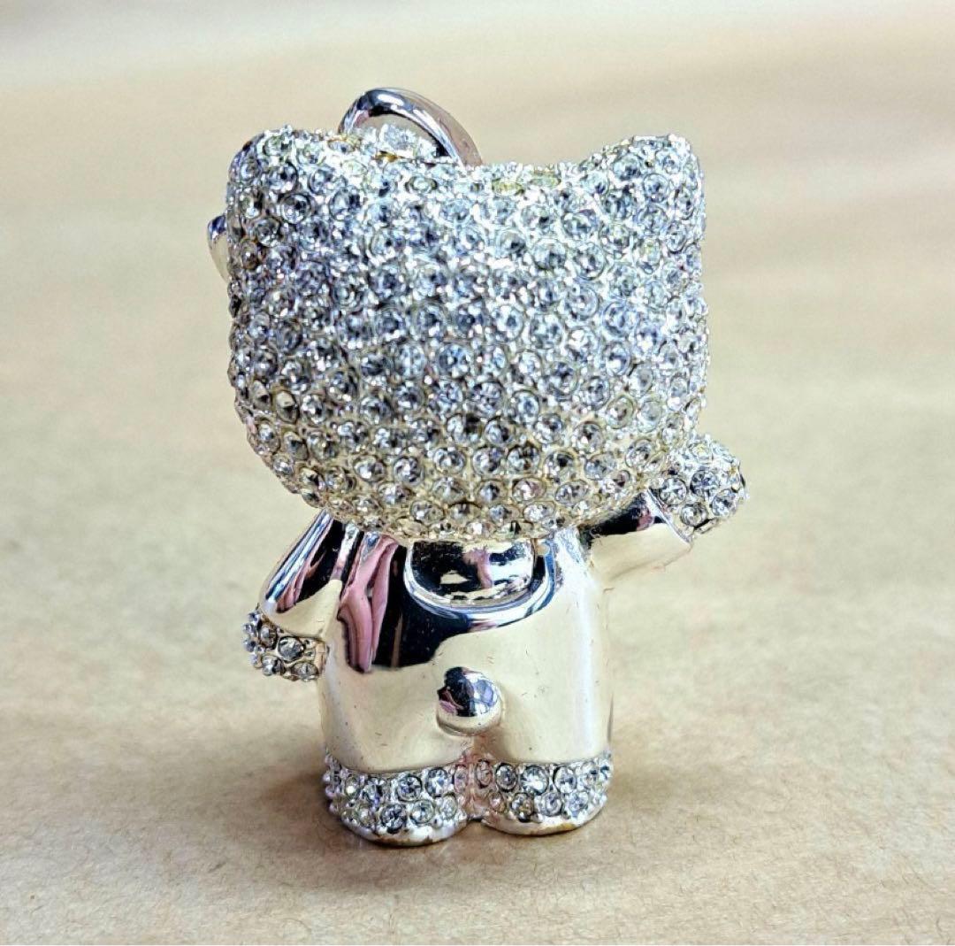 ハローキティ 30周年 ラインストーンフィギュア - メルカリ