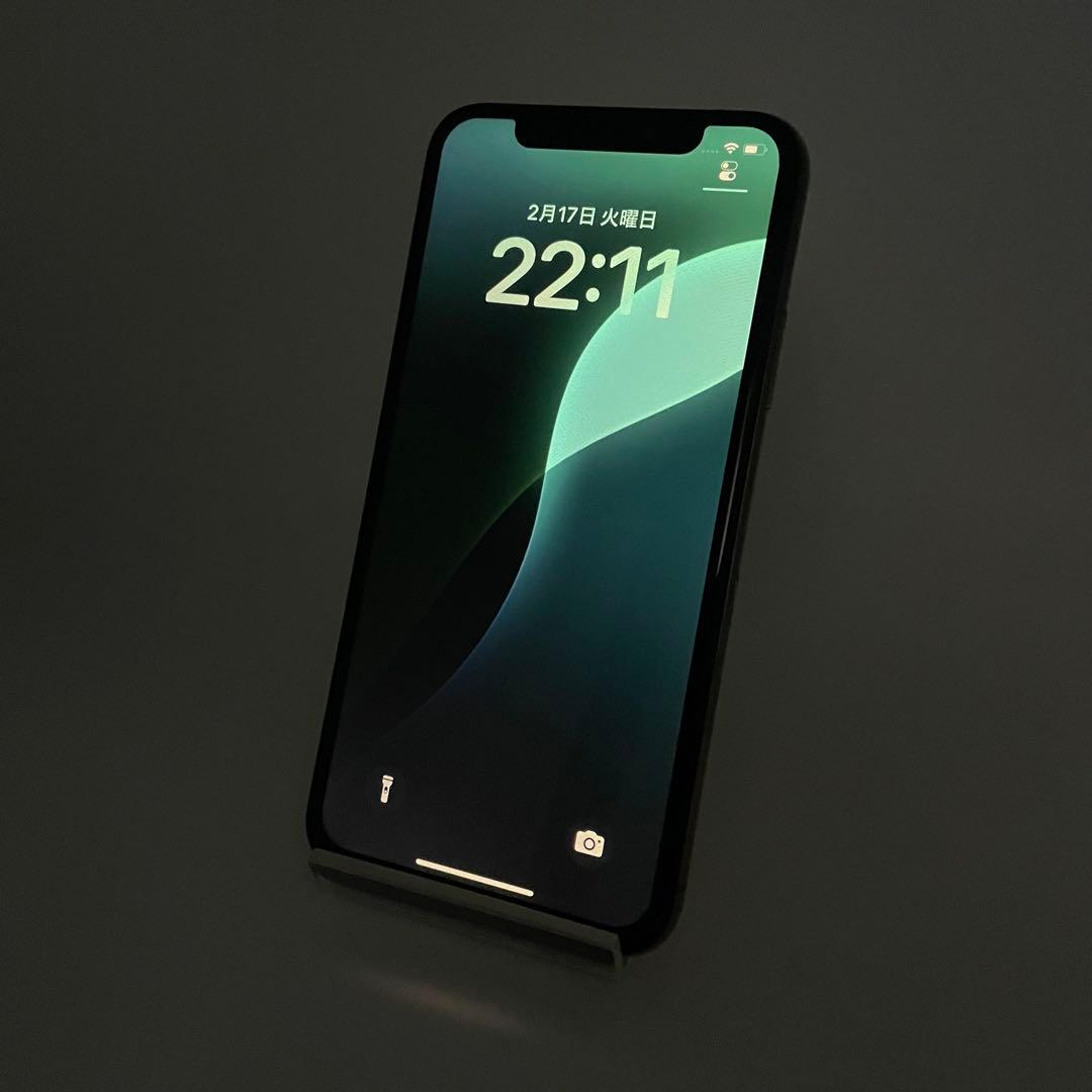 Apple iPhone XS 256GB ケース付 バッテリー最大容量100% - メルカリ