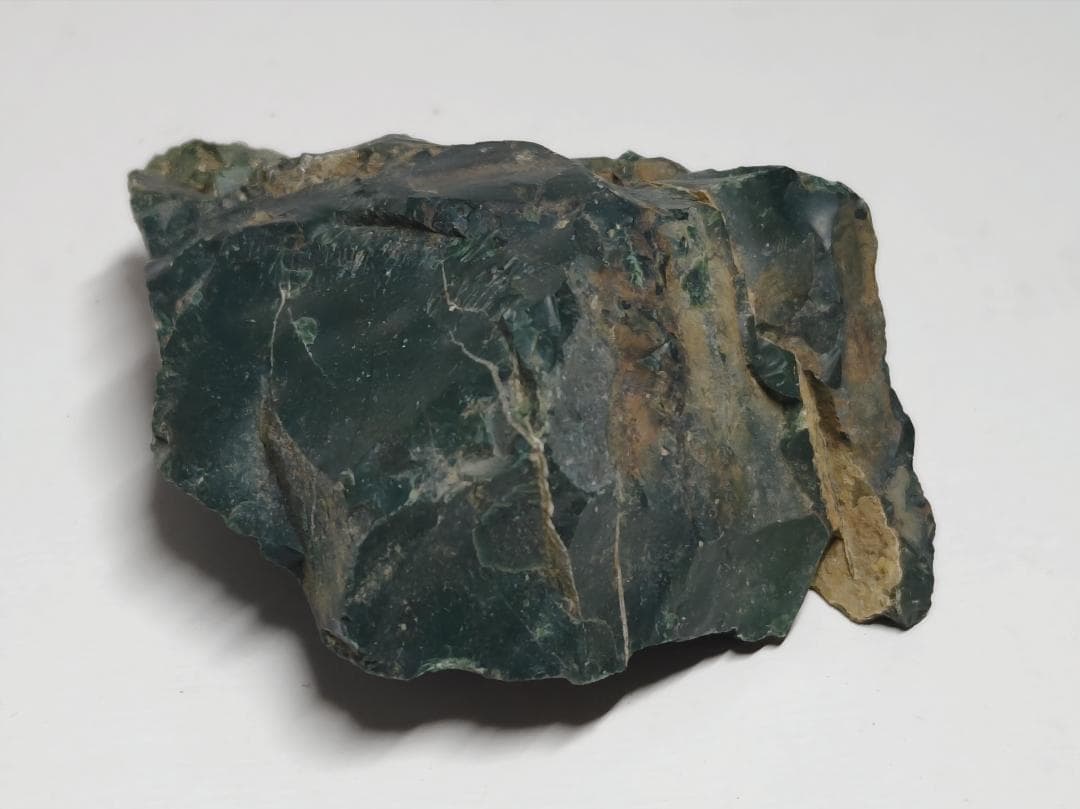 K-58 出雲石 135g 碧玉 瑪瑙 ジャスパー 原石 自然石 誕生石 鉱石