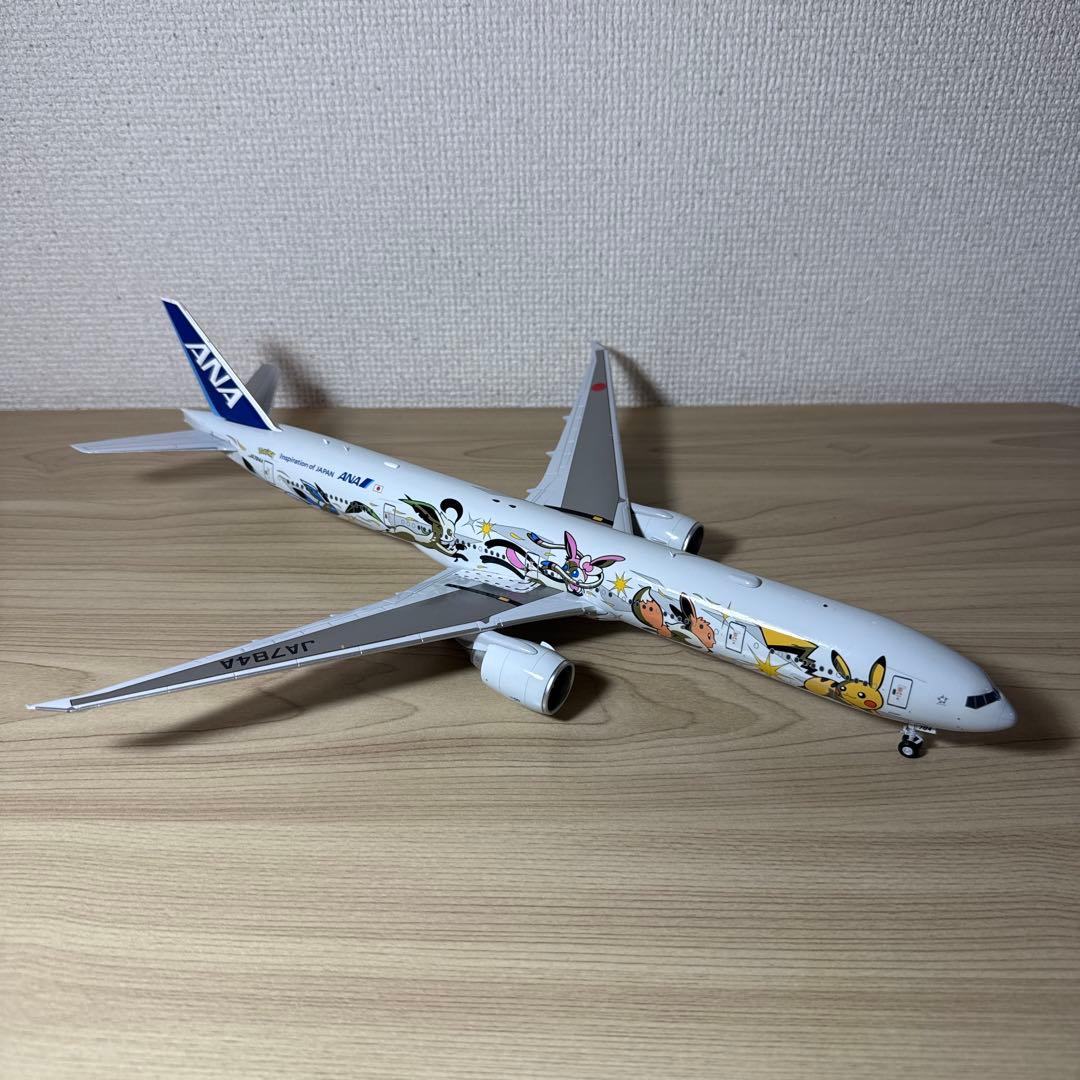 1/200 777-300ER イーブイジェット