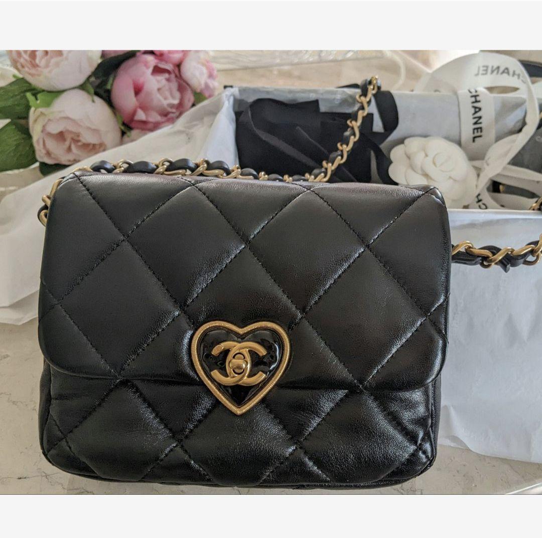 CHANEL シャネル キルティングショルダーバッグ ハート金具 ミニ