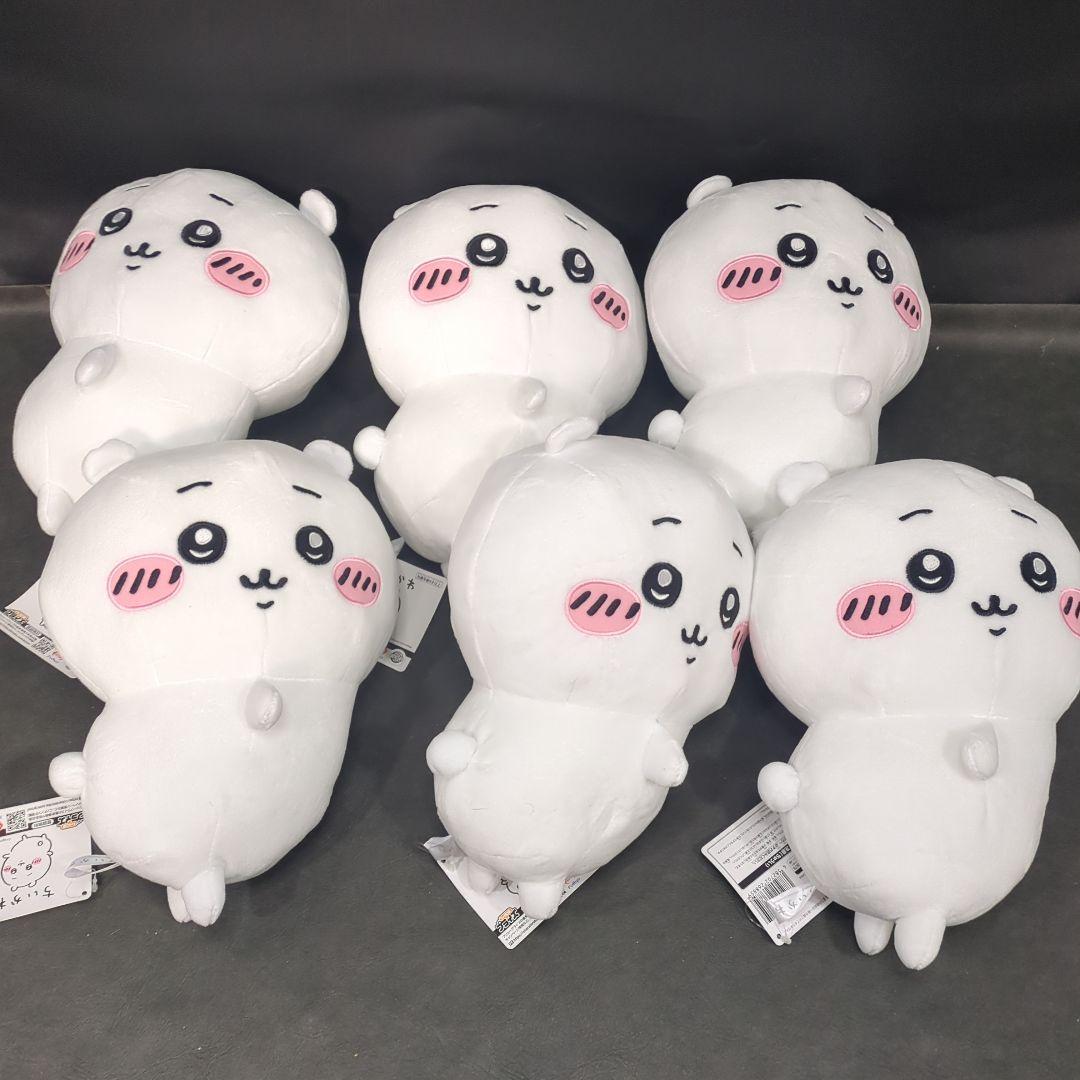 ちいかわ　BIGぬいぐるみ　ポシェット　モモンガ　ハチワレ　ウサギ　ぬいぐるみ
