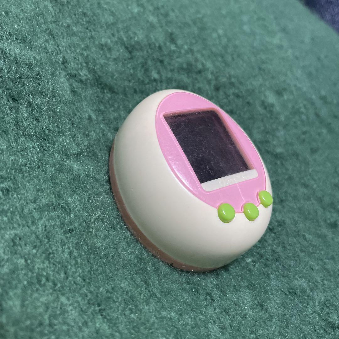 たまごっちプラスカラー クリーム＋ピンク - メルカリ