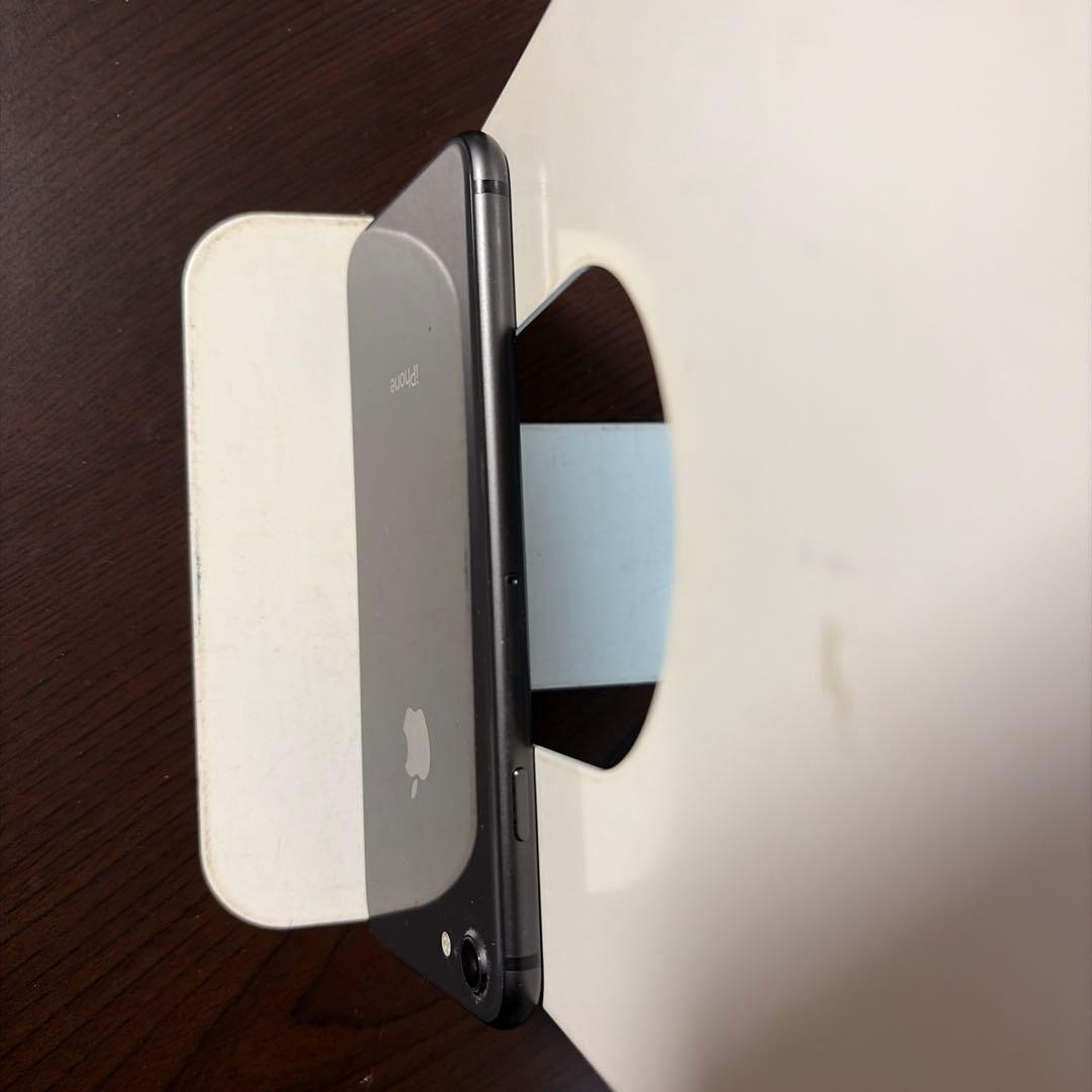 iPhone8 ブラック 64GB - メルカリ