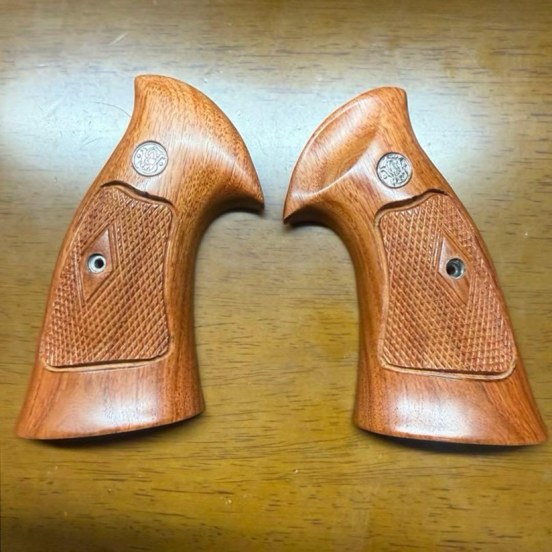 専用。S&W スクエアバット木グリップ 楽天市場】☆アルタモント S&W Nフレーム スクエアバット用 木製