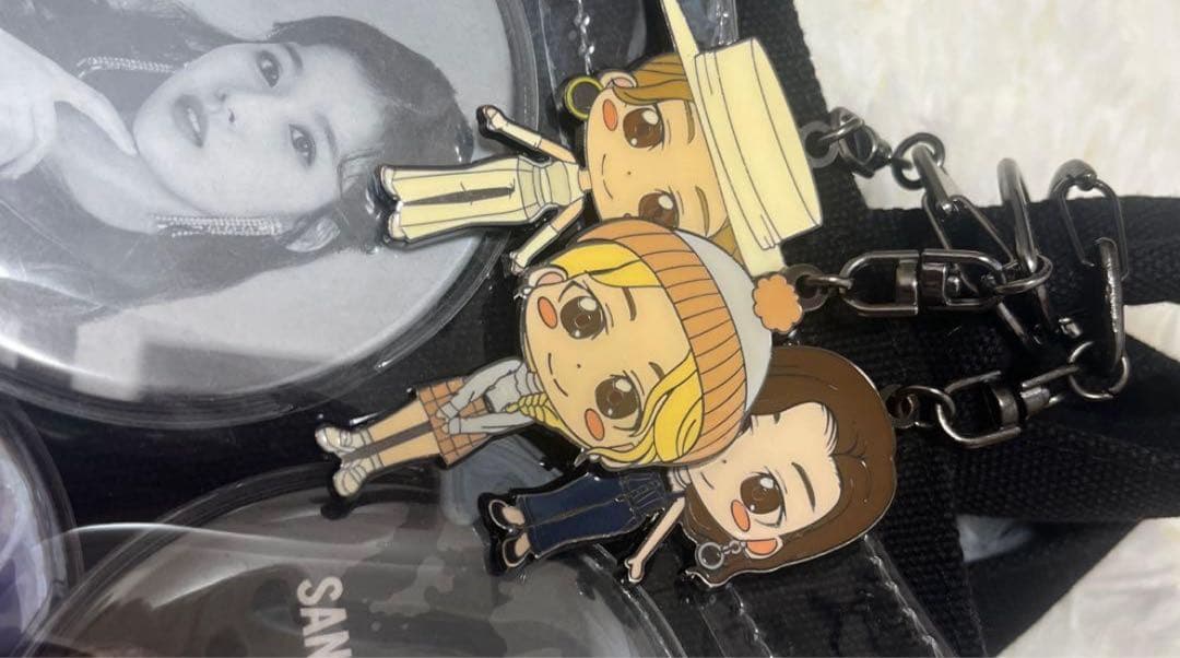 TWICEサナ板バ グッズ付