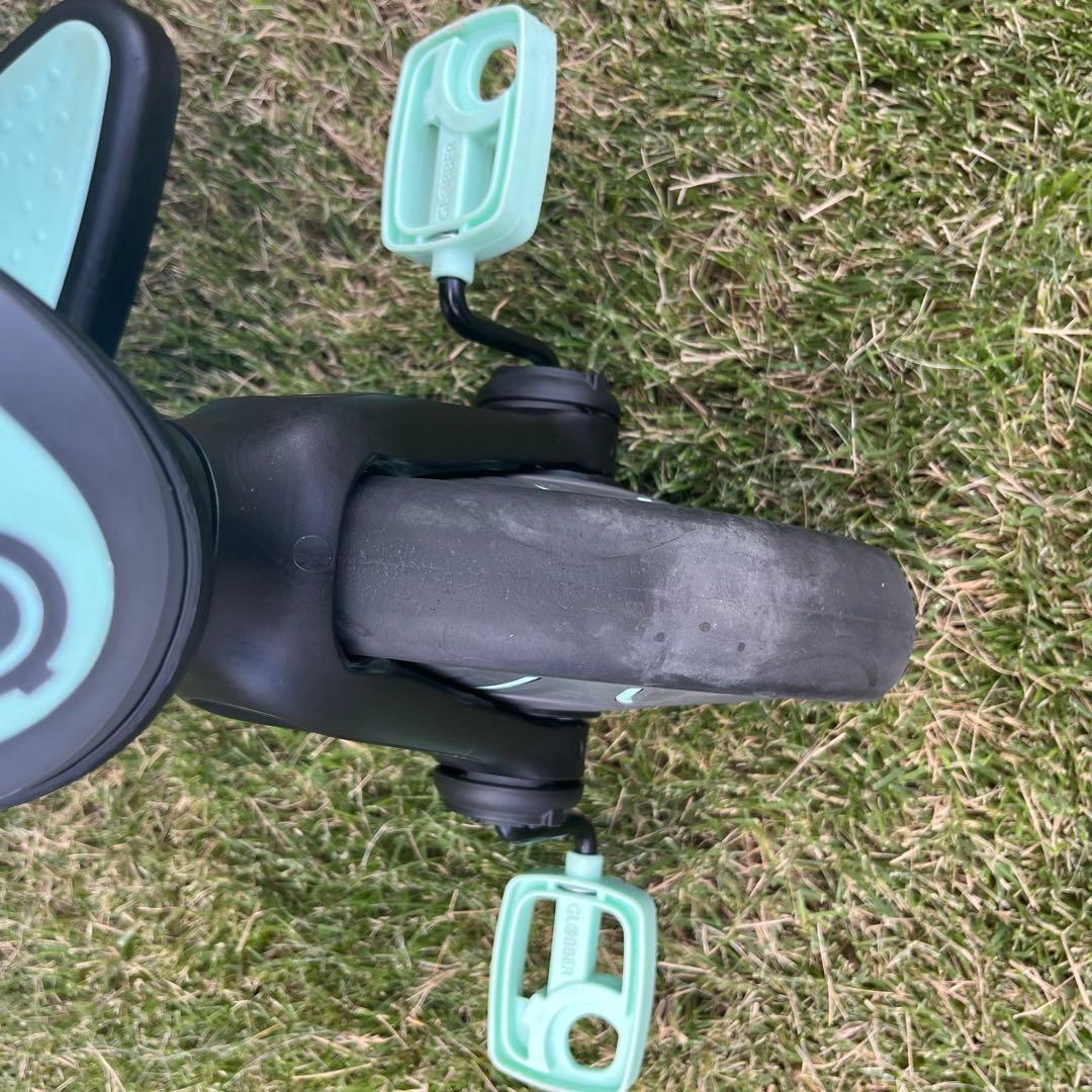 GLOBBER エクスプローラートライク 4in1 三輪車 キックバイク