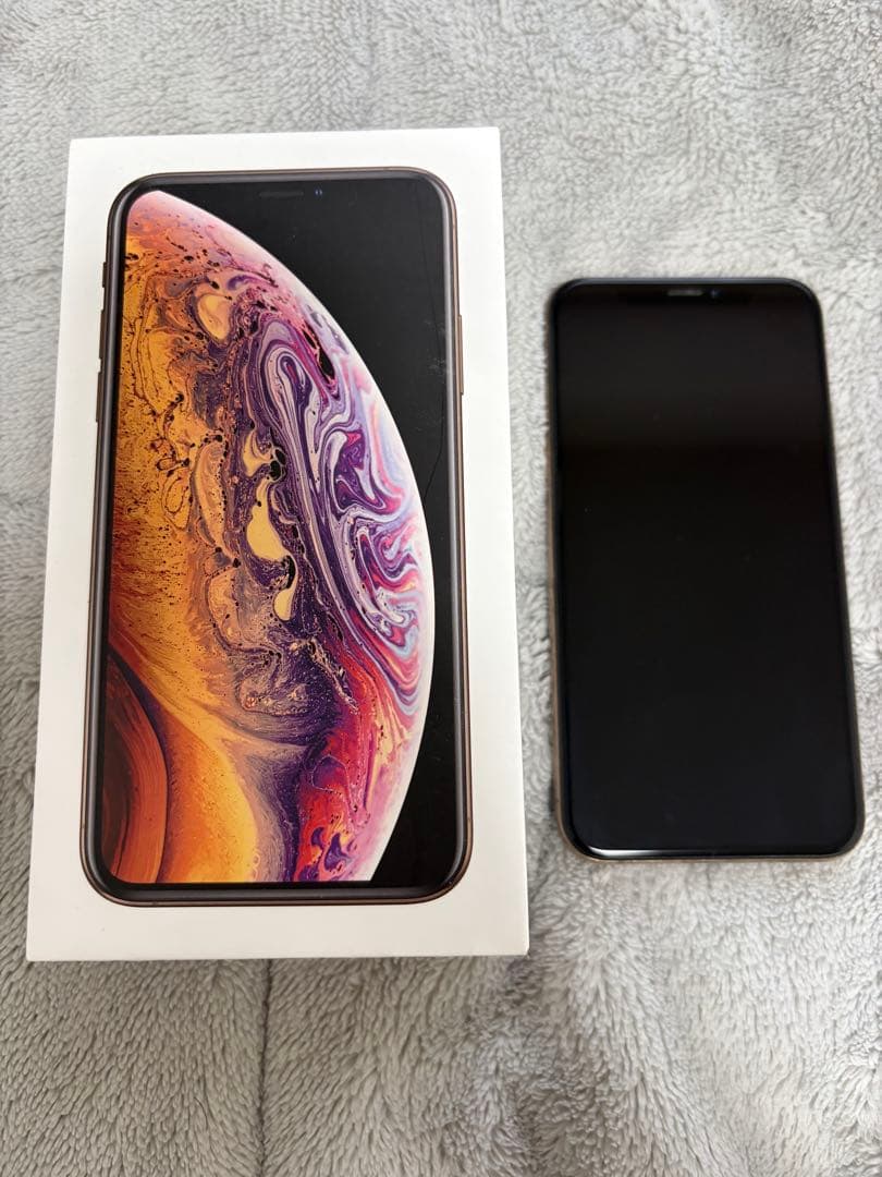 iPhoneXs 256GB ゴールド 箱付き APPLE 〔中古〕iPhoneXS 256GB ゴールド MTE22J／A docomo（中古1ヶ月