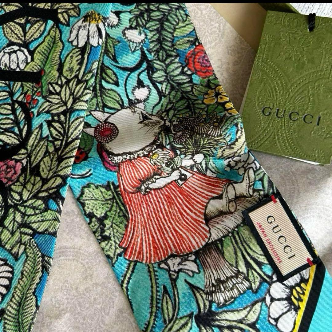【新品・希少】ヒグチユウコxGUCCI　ボウタイ　スカーフ　シルク　こはる 新品 希少 ヒグチユウコ GUCCI ボウタイ スカーフ シルク 猫 コラボ
