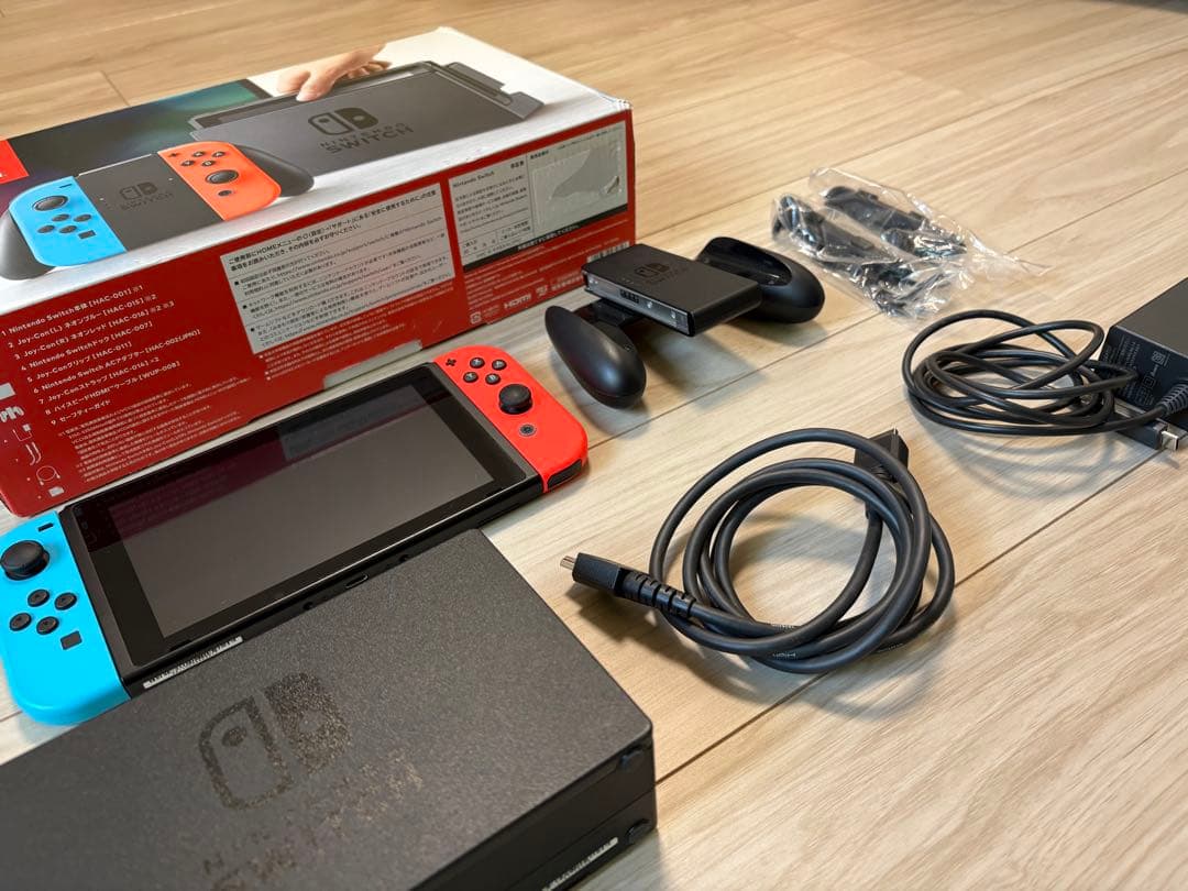 SDカード付き】Nintendo Switch 本体 付属品＋カーバーケースも