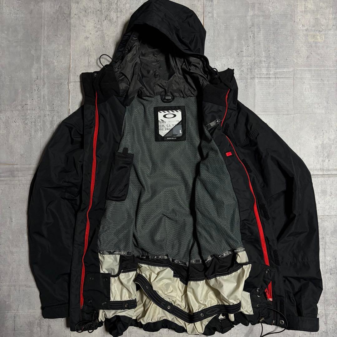 00s oakley tactical snow shell jacket - メルカリ