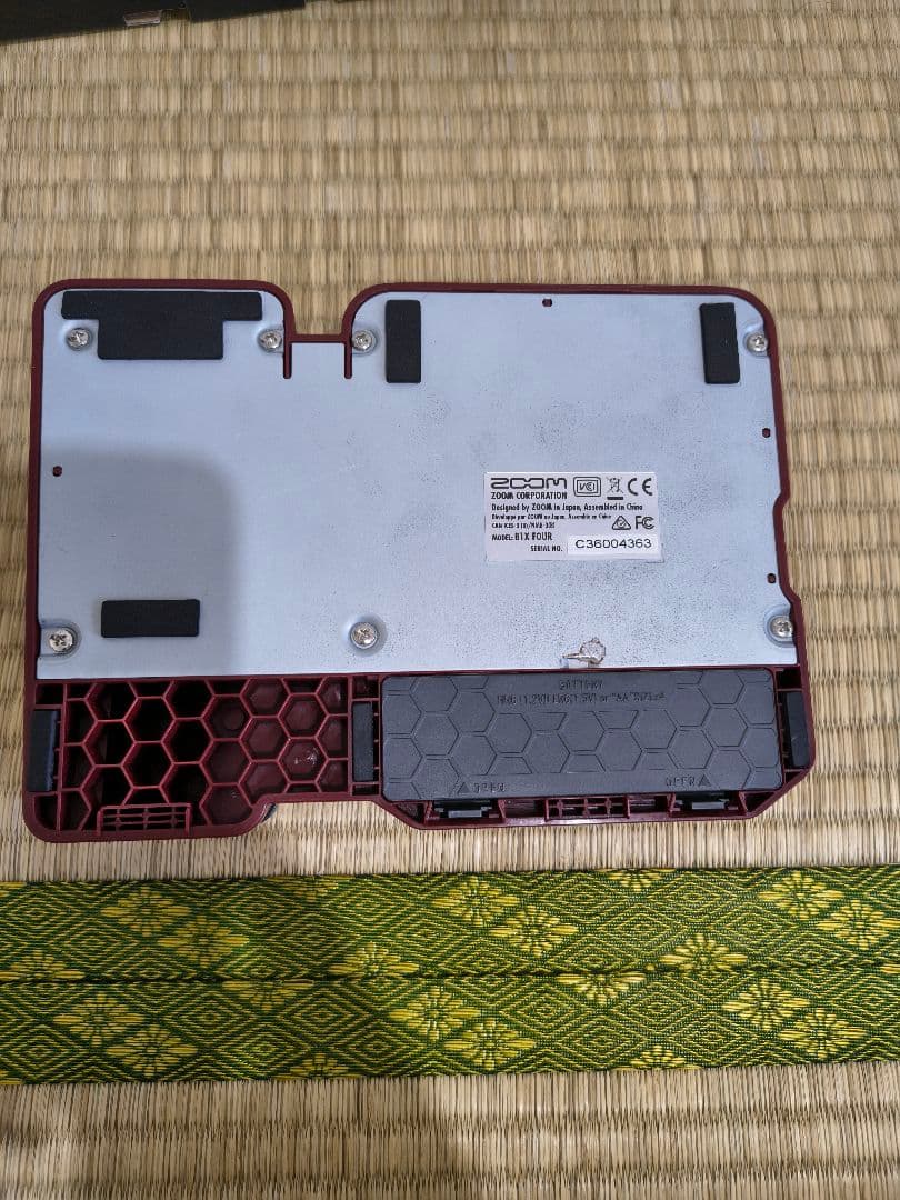 ZOOM B1X FOUR マルチエフェクター - メルカリ