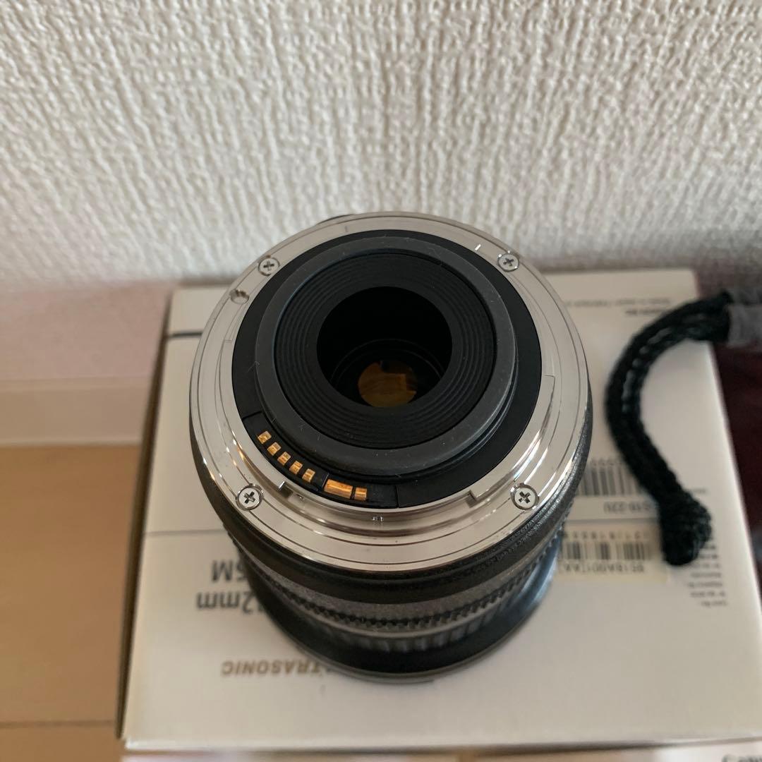 超広角単焦点☆キヤノン☆　EFS10-22 ｆ3.5-4.5 usm 元箱つき♪
