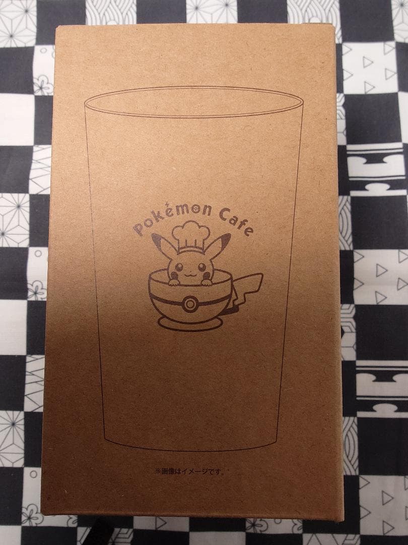 ポケモンカフェ　ピカチュウ　タンブラーとコースター（3枚）セット