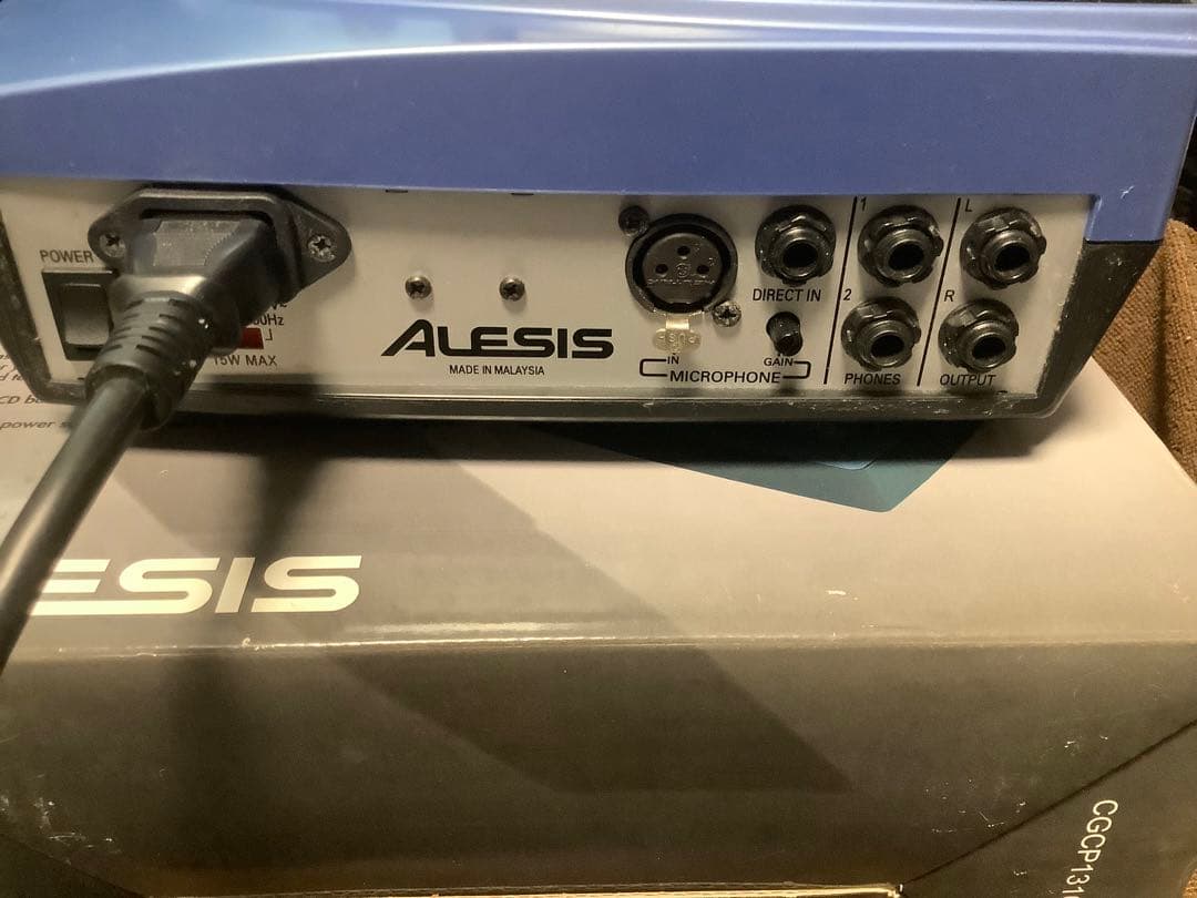 多機能ボーカルトレーナー　ALESIS Vocalist Playmate