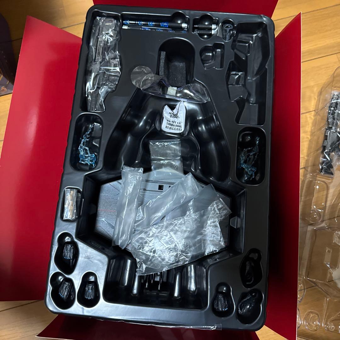 ブラックウィドウ ホットトイズ