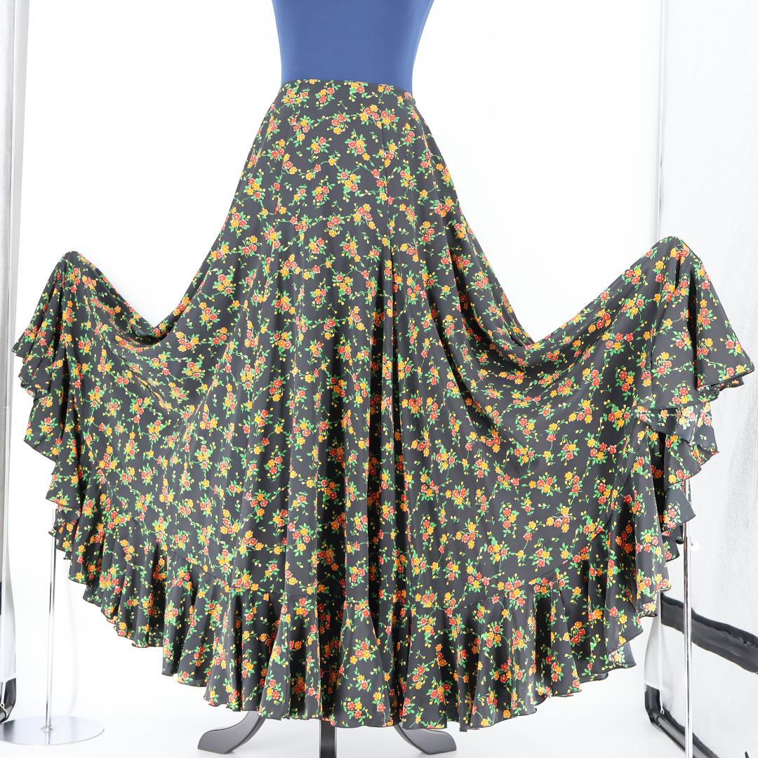 フラメンコ衣装】ブラック ファルダ スカート 花柄模様 黒 大きく