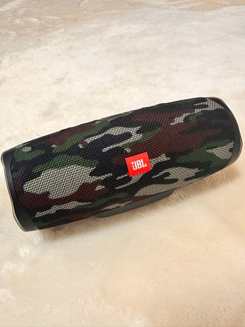 JBL charge4迷彩 Bluetooth ワイヤレススピーカー JBLの防水性能を備えたBluetoothスピーカー4モデルに個性的な迷彩柄の