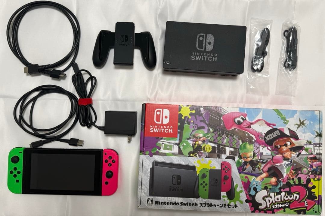Nintendo Switch 本体 任天堂　スプラトゥーン2エディション 任天堂、新色Joy-Con付きの「Nintendo Switch スプラトゥーン2セット