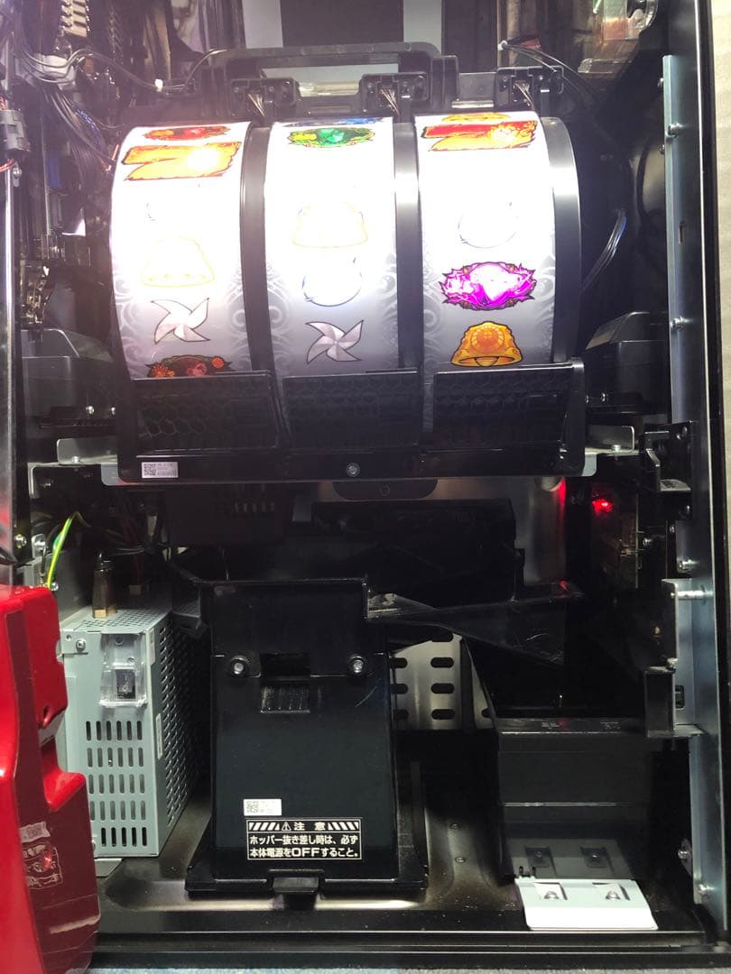 ⚠︎説明文必読⚠︎ パチスロ　甲鉄城のカバネリ　実機+鍵等付属品(送料込)