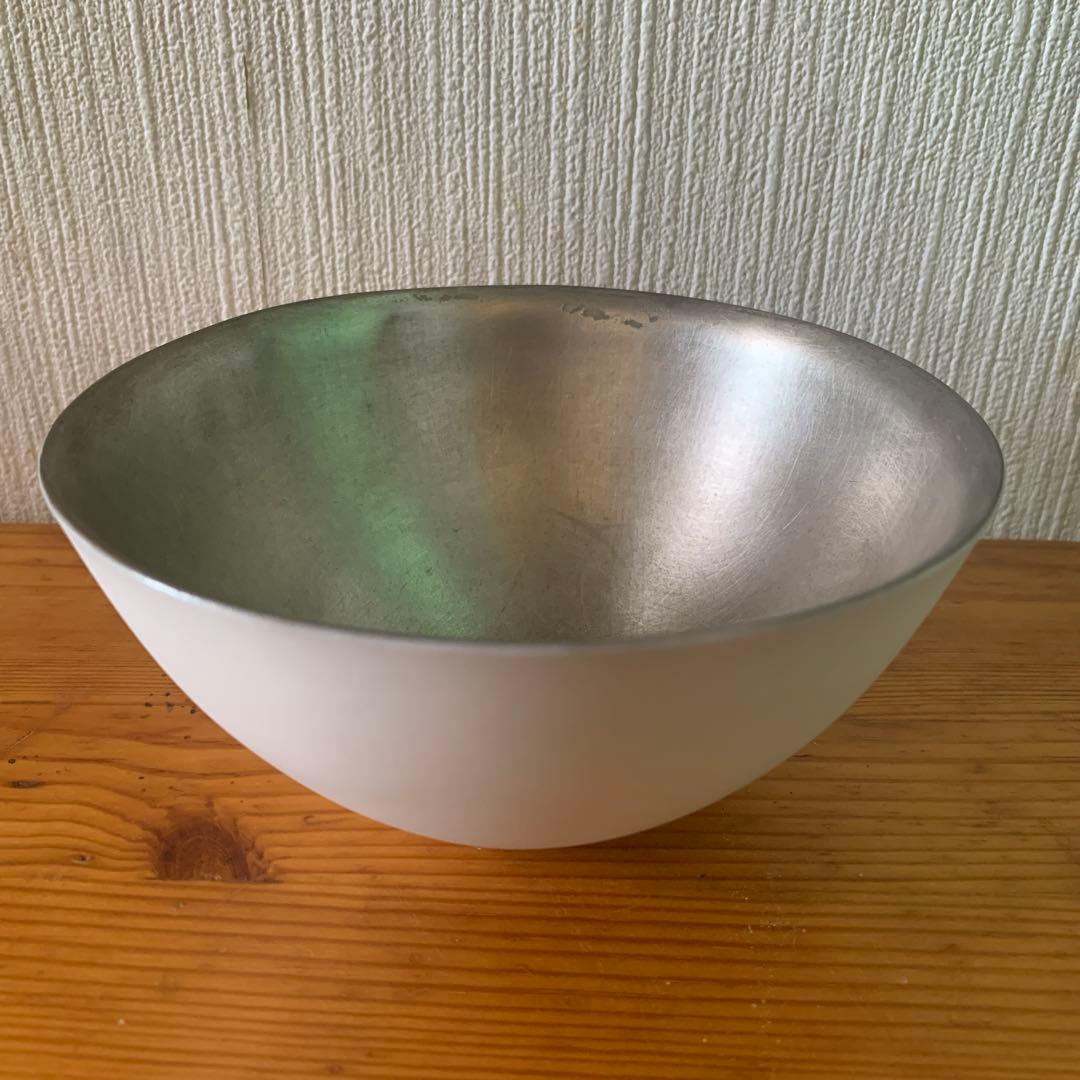 銀彩　ボウル 鉢・ボウル :: 15cm-21cm 中鉢・ボウルM :: 黒土銀彩 5寸鉢 - マルミツ