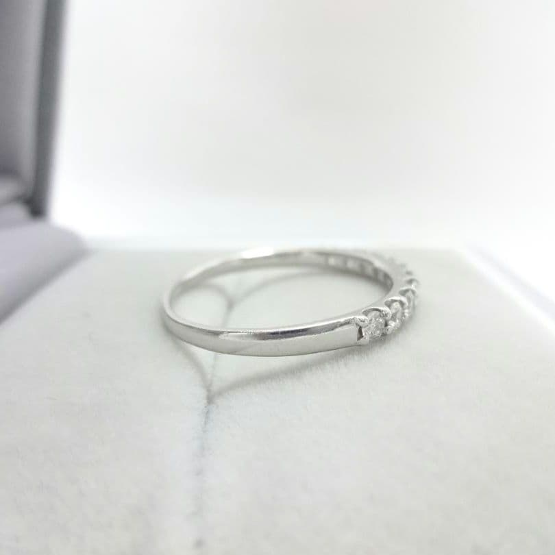0.30ct　ダイヤモンド　ハーフエタニティ　リング　プラチナ