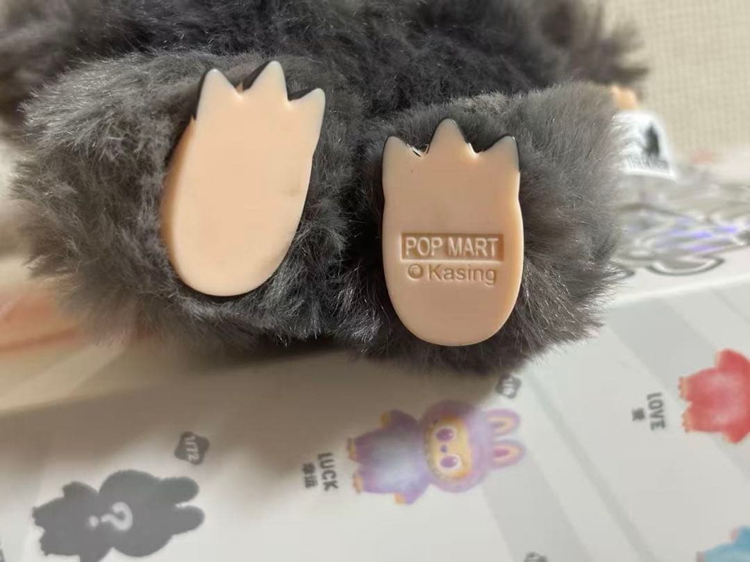 Labubu Big into energy ラブブ シークレット