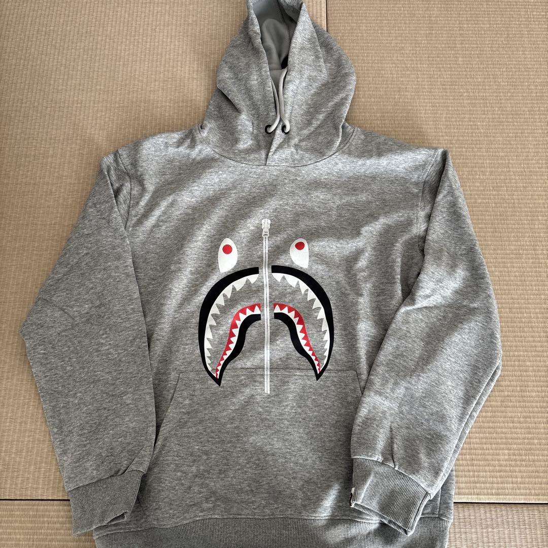 A Bathing Ape シャークパーカー S グレー - メルカリ