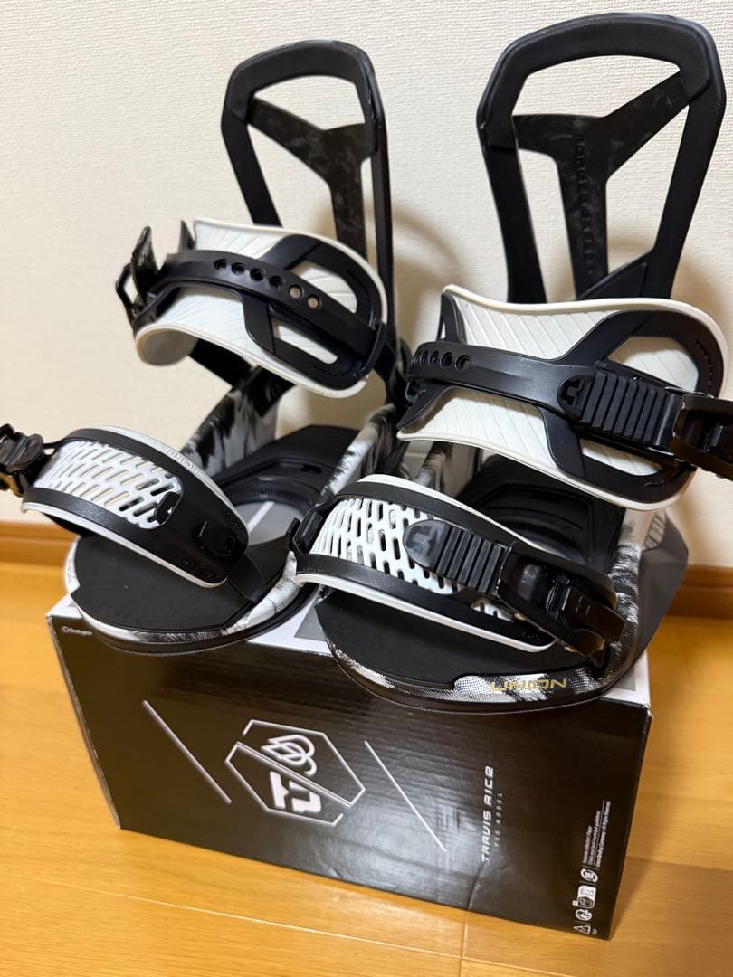 25-26モデル】UNION FALCOR Mサイズ Haze - メルカリ