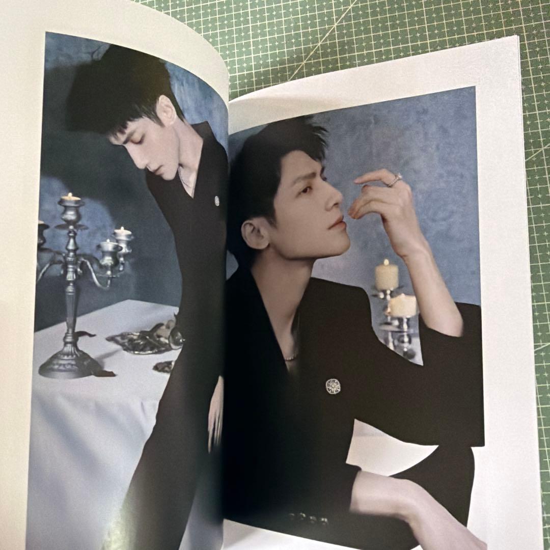 長月燼明 羅雲熙 レオ・ロー 写真集 64ページ - メルカリ