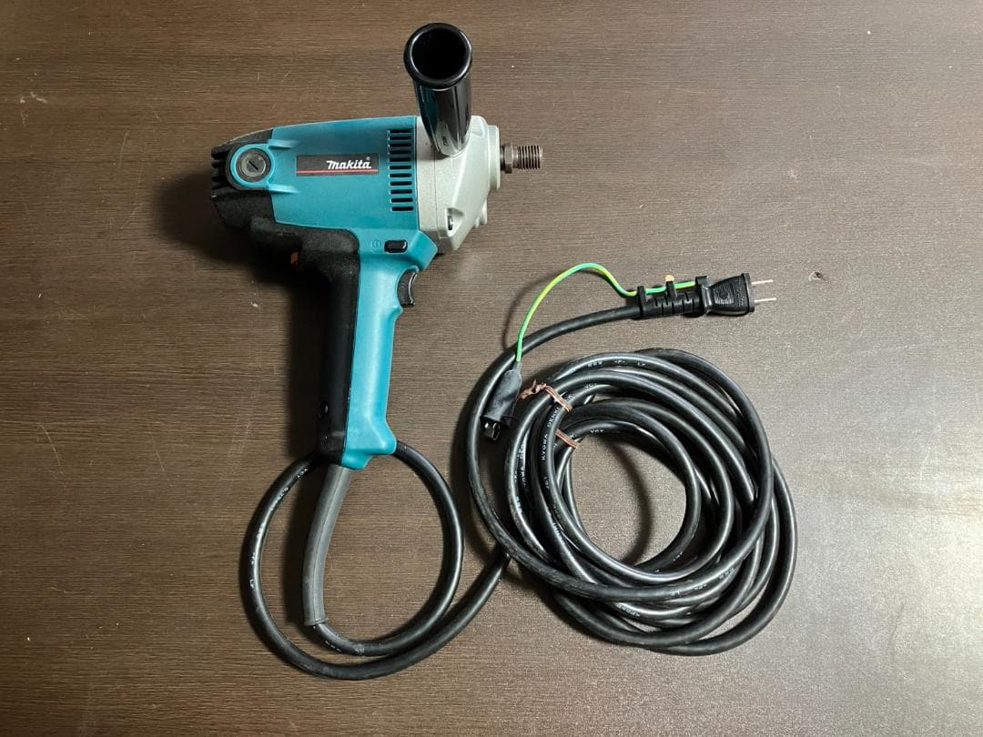 マキタ 電動 電子ポリッシャ ポリッシャー 180mm PV7001C - メルカリ