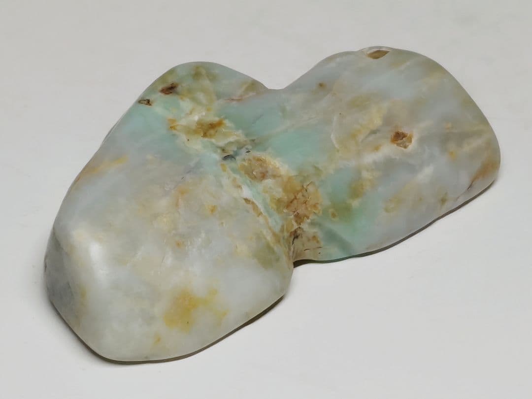 白緑 78g 翡翠 ヒスイ 原石 鑑賞石 自然石 誕生石 鉱物 鉱石 水石