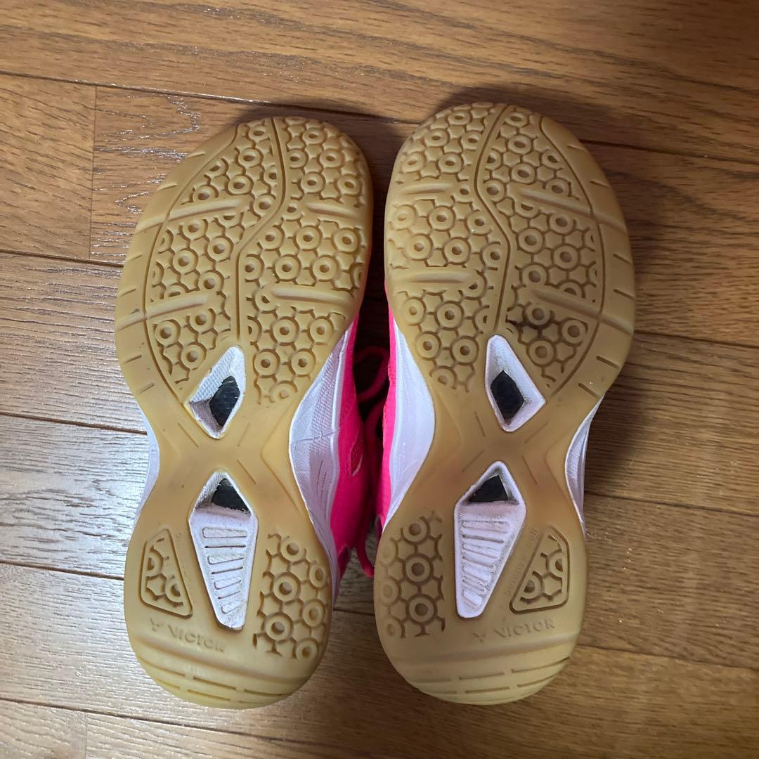 VICTOR バドミントンシューズ ピンク 21センチ - メルカリ