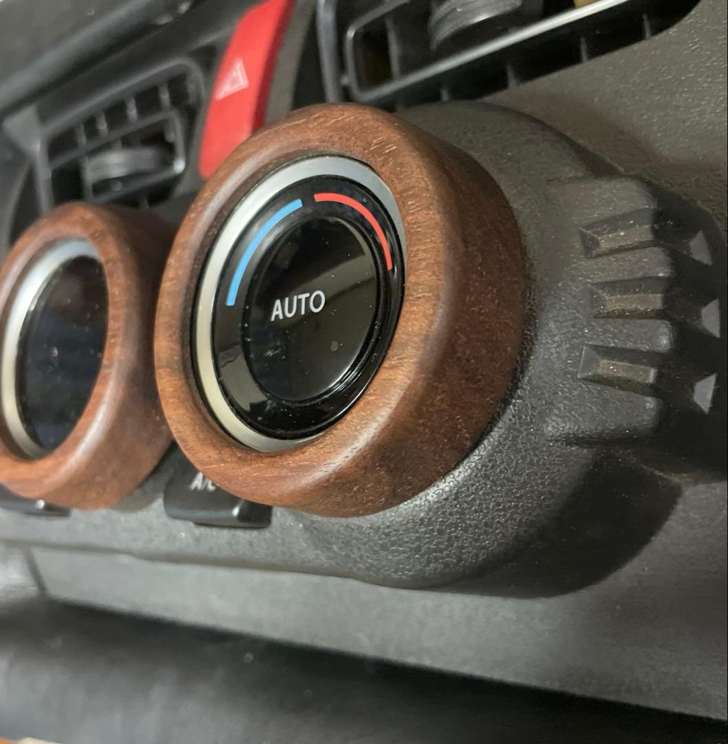 メタルスライム様用 ジムニーJB64《ウォルナット製》エアコンダイヤルリング