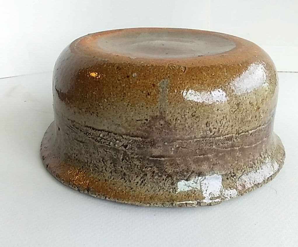 宇宙…自然を造形に造り変えた稀有な作家長倉翠子さんの深鉢です